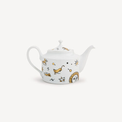 Louis Vuitton Tea Trunk  Vintage tea, Tea pots, Tea accessories